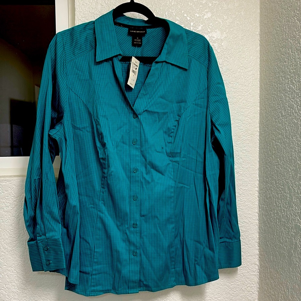 New with tag Lane Bryant button up top